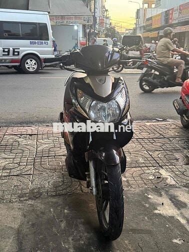 Suzuki Hayate màu Nâu vàng