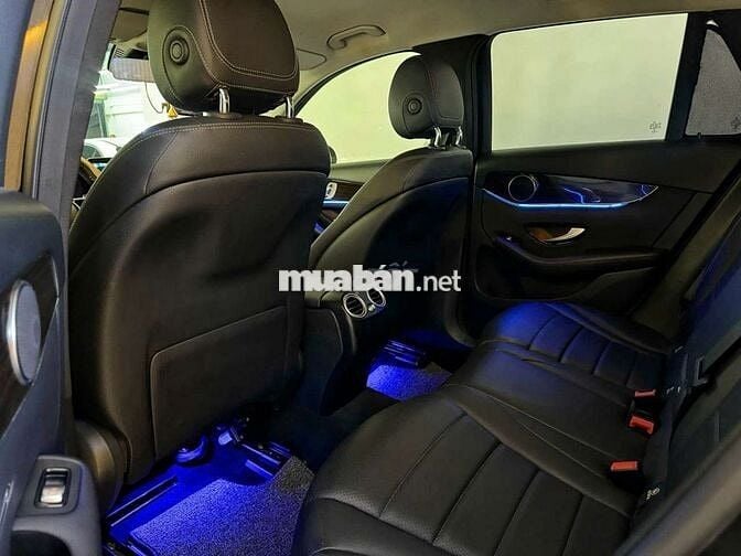 Mercedes GLC 200 2021 Đen 60000 km