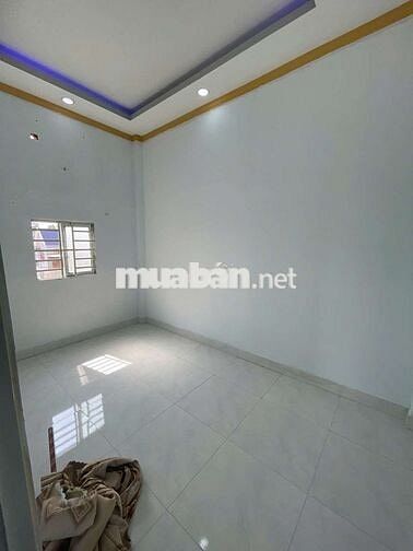 Nhà nằm ngay mặc tiền đường Nguyễn Văn Bứa DT:4m-12m giá 480tr