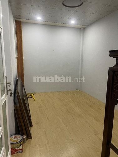 Bán nhà chính chủ hẻm xe hơi F4 Q8