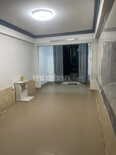 Bán nhà chính chủ hẻm xe hơi F4 Q8