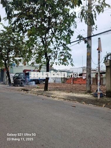 ĐẤT GÓC 2 MẶT TIỀN ĐƯỜNG ĐÔNG THẠNH 5,DT:235m2, SHR, CÁCH HL80 CHỈ 50m