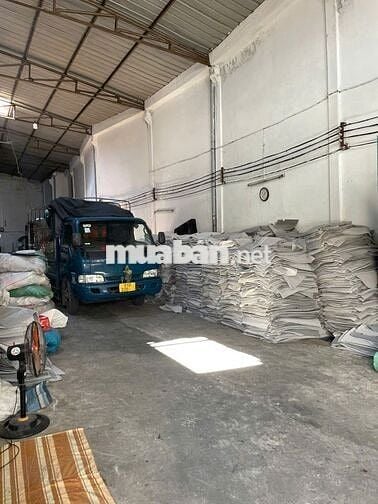 Cho thuê Xưởng, cạnh Đầm Sen - DT 450m2 - đường Tô Hiệu - Hòa Bình