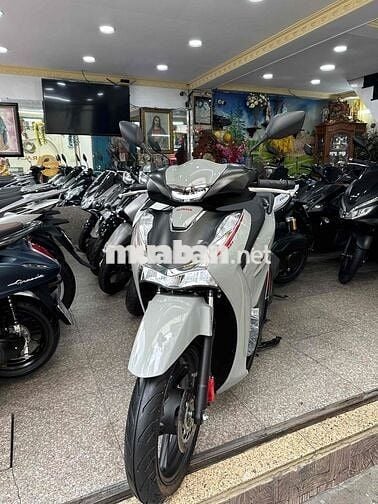 SH 160i ABS 10/2025 Xám XM 540 Km Bao Sang Tên