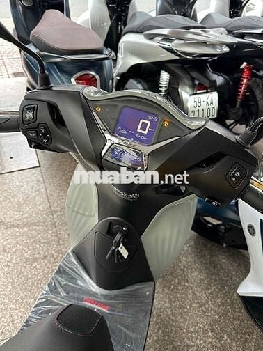 SH 160i ABS 10/2025 Xám XM 540 Km Bao Sang Tên