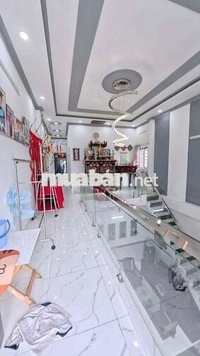 NHÀ 1 TRỆT 1 LỬNG – ĐÚC KIÊN CỐ – DỌN VÀO Ở NGAY!  NHÀ ĐẸP KIÊN CỐ, GI