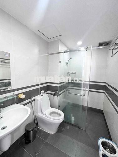 Cho thuê căn góc đầy đủ nội thất ở ngay 3PN/2WC Orchard Garden