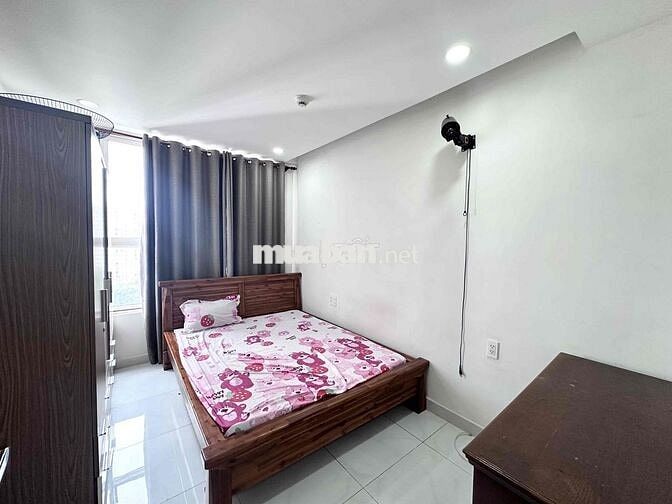 Cho thuê căn góc đầy đủ nội thất ở ngay 3PN/2WC Orchard Garden