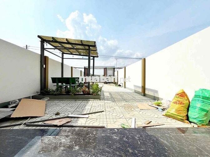 Bán Nhà Sân Vườn MỸ HẠNH NAM 2tỷ350 Bao Hết Thuế