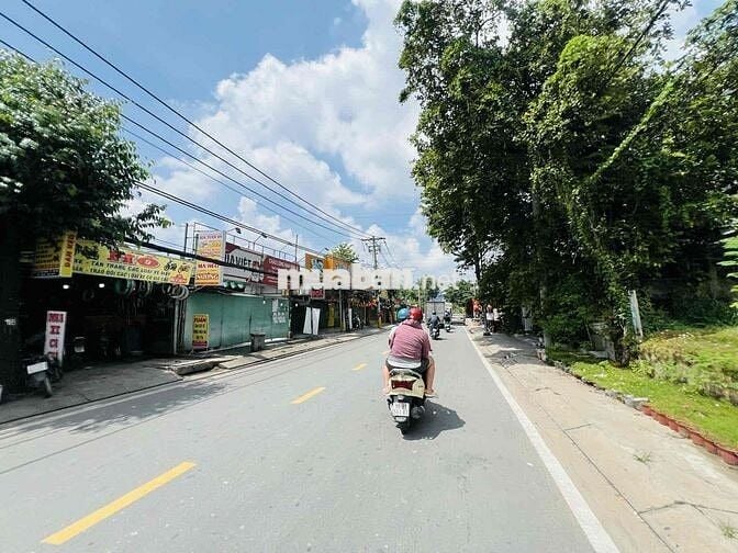 MẶT TIỀN NGAY VÀNH ĐAI II,CÁCH PHẠM VĂN ĐỒNG 200M -NGANG BỀ THẾ HƠN 9M