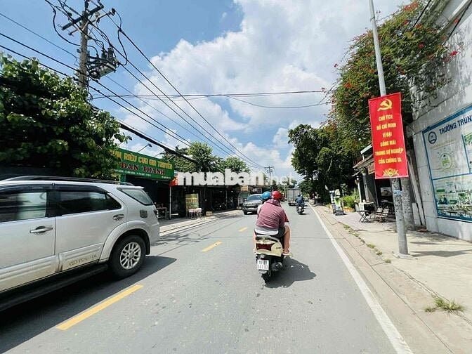 MẶT TIỀN NGAY VÀNH ĐAI II,CÁCH PHẠM VĂN ĐỒNG 200M -NGANG BỀ THẾ HƠN 9M