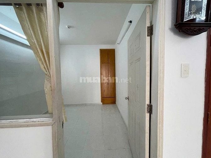 Giá 7tr/tháng, C/c Khang Gia, Phan Huy Ích, GV căn 2p ngủ 70m2.