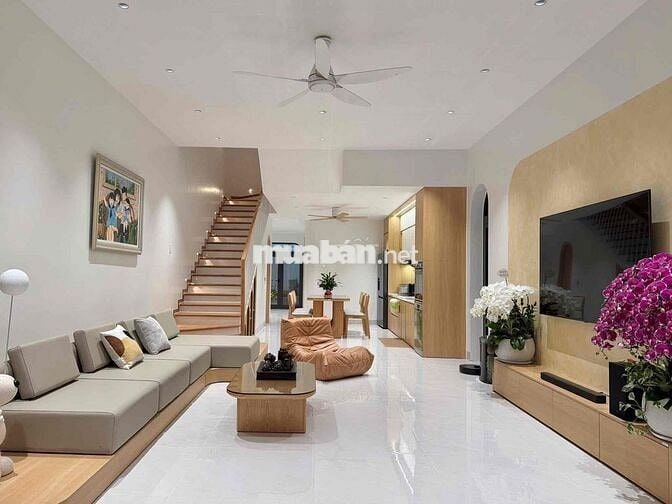 Chính chủ cần bán gấp nhà Trung Văn, giá hiếm chỉ nhỉnh 4 tỷ