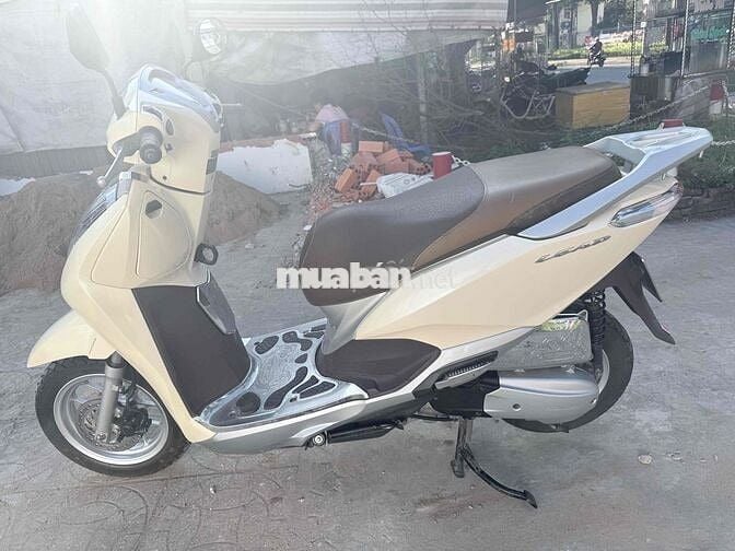 Honda Lead 2017 Trắng kem