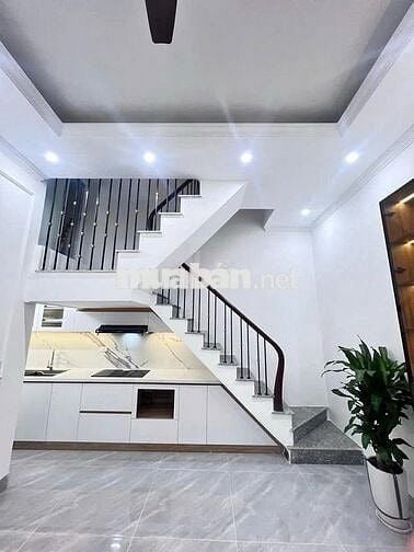 Nhà Thịnh Hào ngõ rộng sáng thông xe ba gác, ô tô dừng đỗ gần phố 30m