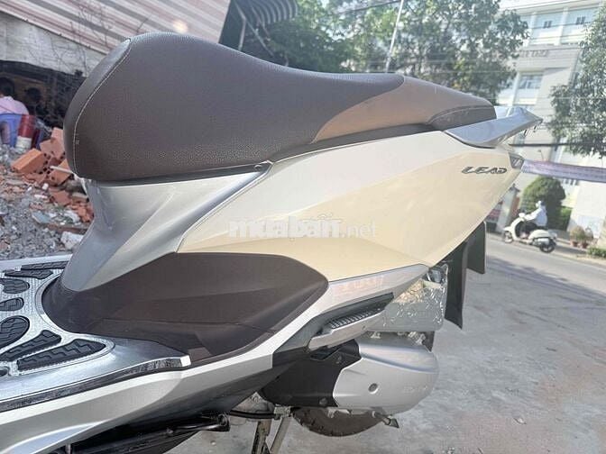 Honda Lead 2017 Trắng kem