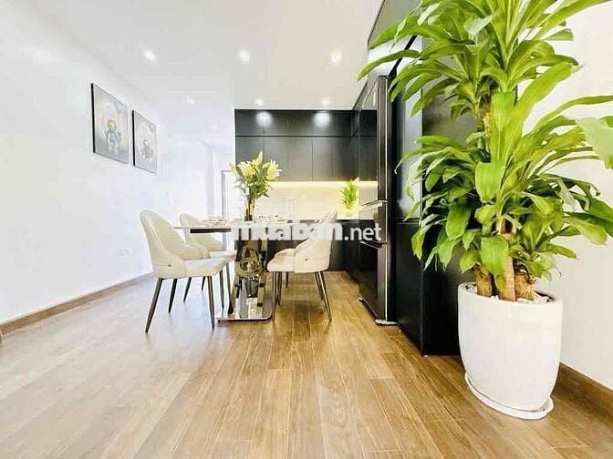 HAI BÀ TRƯNG - PHÂN LÔ - Ô TÔ vào tận Nhà - 5 tầng Thang Máy