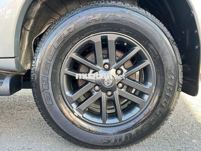 Toyota Fortuner 2016 2.7V 4X2 AT - 89536 km