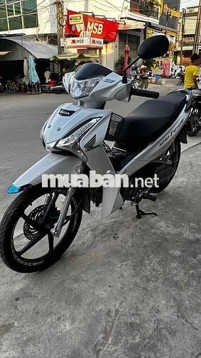 Future fi 2022 trắng đen ( hỗ trợ góp )