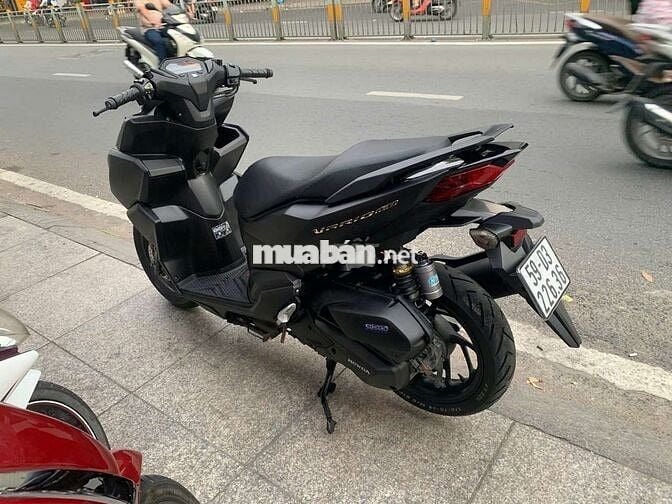 Honda Vario 160 ABS 2023 mới 90% Bstp chính chủ