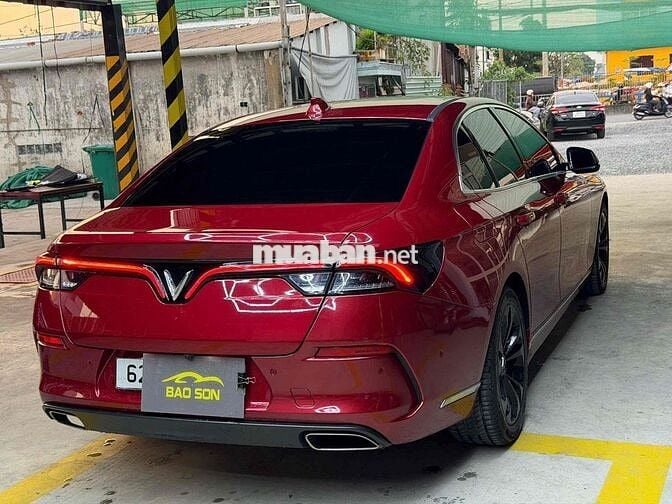 Vinfast Lux A 2021 Plus Đỏ