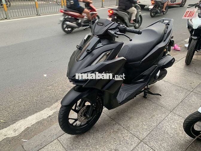 Honda Vario 160 ABS 2023 mới 90% Bstp chính chủ