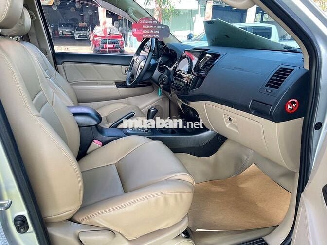 Toyota Fortuner 2016 2.7V 4X2 AT - 89536 km