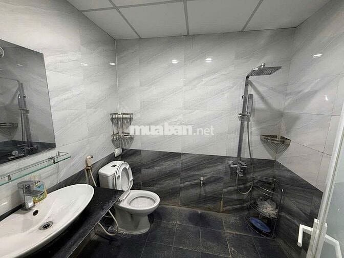 🌟Chỉ 7,28tỷ CC Hoàng Cầu, Đống Đa, lô góc, view hồ, 2 b/công 68m2 2pn🌟