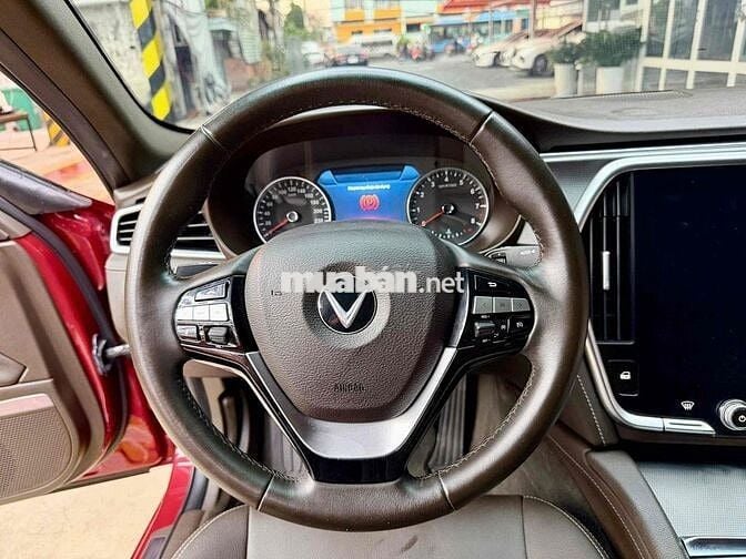 Vinfast Lux A 2021 Plus Đỏ