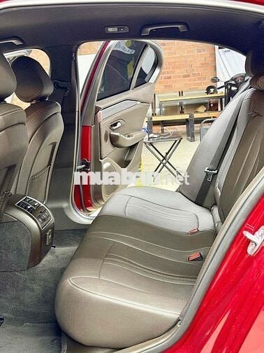 Vinfast Lux A 2021 Plus Đỏ