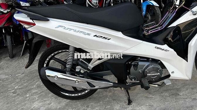 Future fi 2022 trắng đen ( hỗ trợ góp )