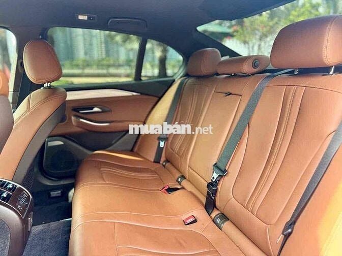 VinFast Lux A Premium 2021 - Màu xám - 5vkm