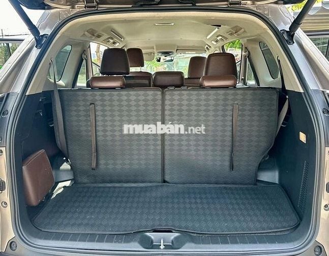 Toyota innova Cross 2.0 CVT 2025 - 18,000 Km.