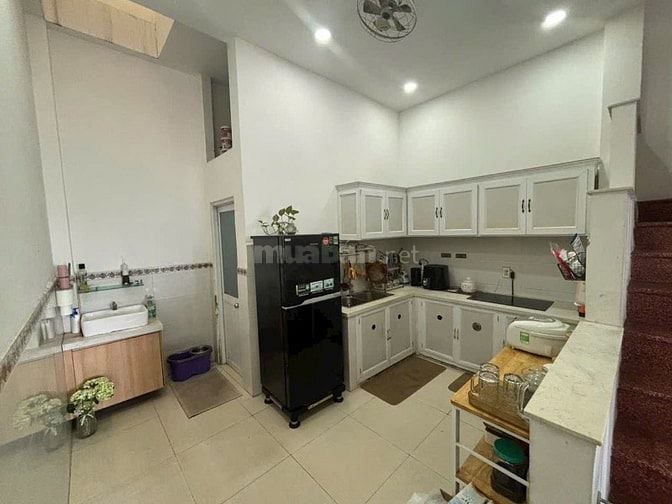 Chính chủ bán nhà 2 tầng Khu 38 hecta gần công viên Thuận Kiều