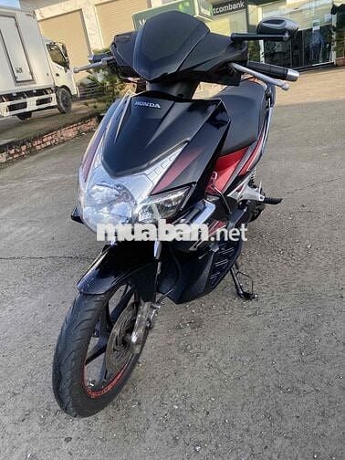 Honda Air Blade Đen Đỏ