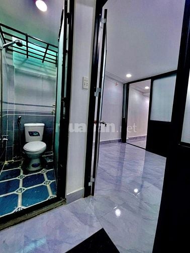 Nhà 1 trệt 1 lầu (4x7,5) đường Lâm Thị Hố Q12 giá 1t1 còn thương lượng