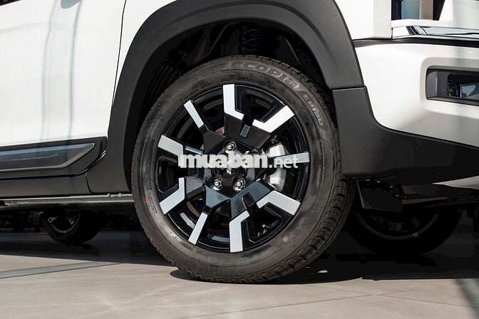 Xpander Cross NEW / Giảm 100% TB /Xe sẵn giao ngay