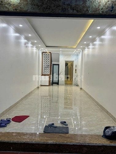 Chính chủ b.an nhà cầu giấy OTO đỗ cửa  48mx 7 tầng