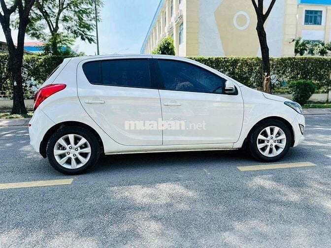 Hyundai i20 2013 - số tự động xe nhập ấn độ