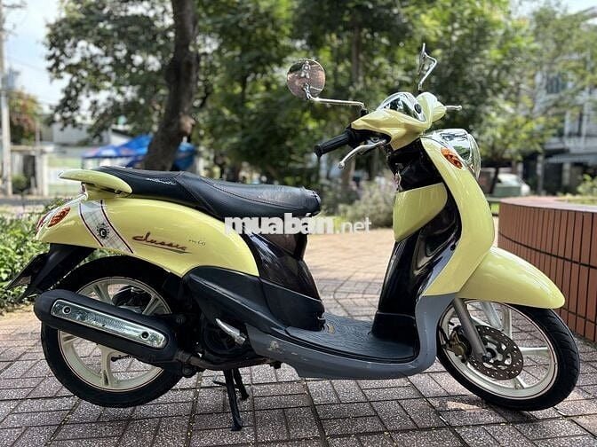 Yamaha Mio Classico kiểu cổ điển,vàng chanh,zin