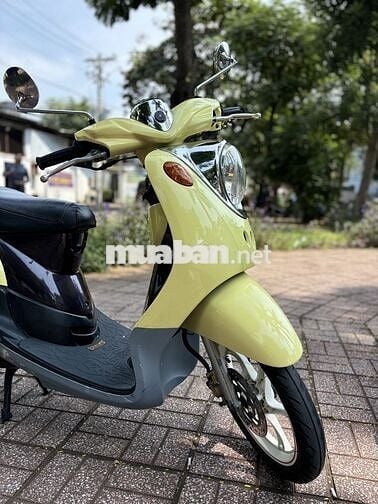 Yamaha Mio Classico kiểu cổ điển,vàng chanh,zin