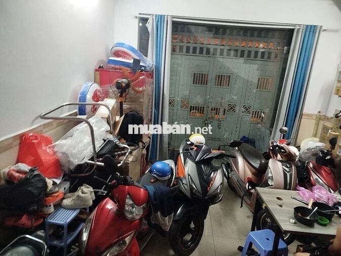 CẦN CHO THUÊ PHÒNG NHÀ NGUYÊN CĂN