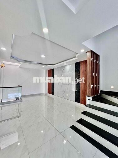 Nhà Mới Đẹp DT 210m2 1Trệt 1Lửng 2Lầu 4Pn 3Wc Sân Xe Máy Hẻm Xe Tải