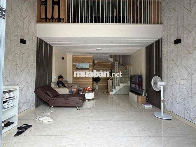 XE HƠI NGỦ TRONG NHÀ  THANG MÁY XỊN  PHÂN KHÚC TRÊN 7 TỶ  GIÁ CỰC TỐT