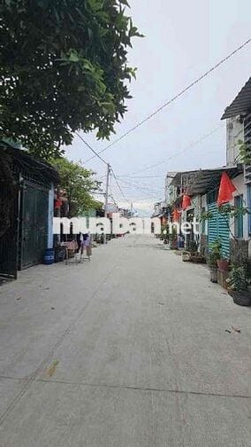 👉BÌNH TÂN 4 TẦNG - CHI HƠN 3ĐỒNG 👉HẺM THOÁNG ĐẸP YÊN TĨNH -NHÀ XÂY KIÊ