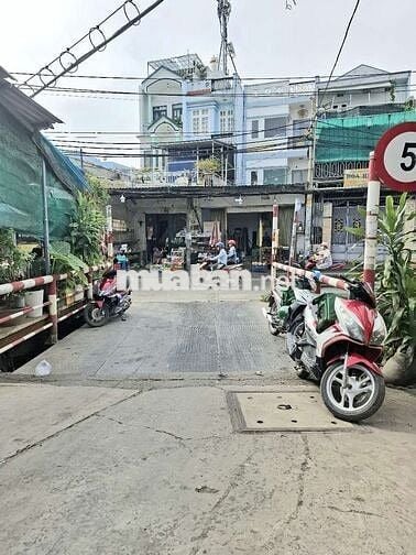 NHÀ ĐG CHIẾN LƯƠC, BTĐ, HẺM XE HƠI THÔNG , 32M2, 3 TẦNG, 3PN, 3,98 TỶ