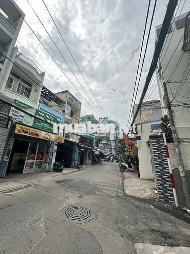 Nhà 2pn 3wc có máy lạnh ngay chợ Gò Vấp thích hợp gia đình nhóm bạn ở