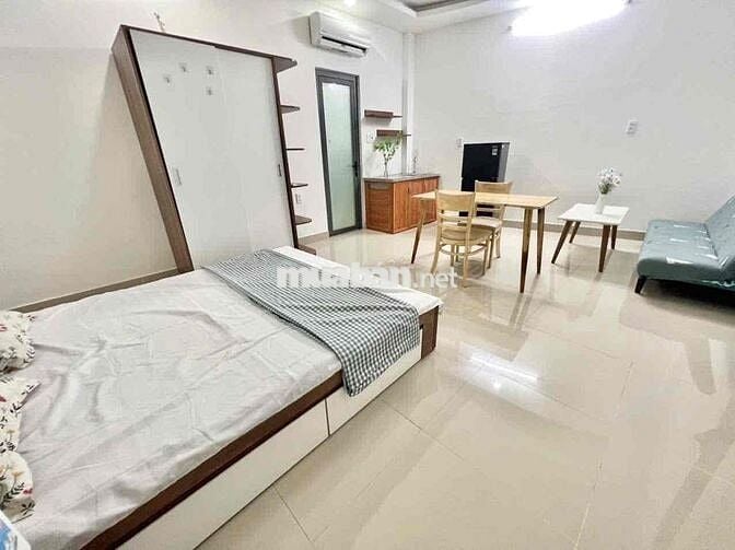 🎆🏡 Cho Thuê Căn Hộ Full NT , Cửa Sổ Thoáng , Khu Phan Xích Long - 40m2