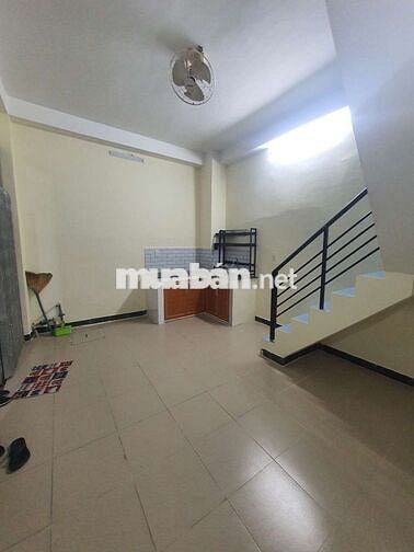 Nhà 2pn 3wc có máy lạnh ngay chợ Gò Vấp thích hợp gia đình nhóm bạn ở