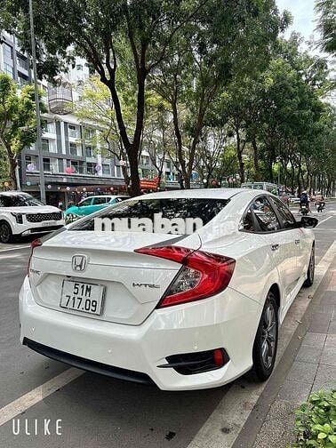 Xe Cực Đẹp Honda Civic 1.8G cuối 2020 chỉ 79.000km